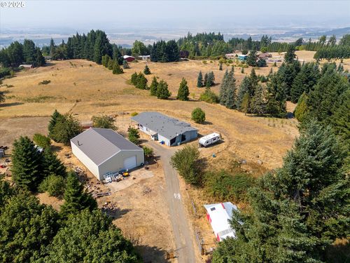 8325 Se Sky Vista Dr, Amity, OR, 97101-2433 | Card Image