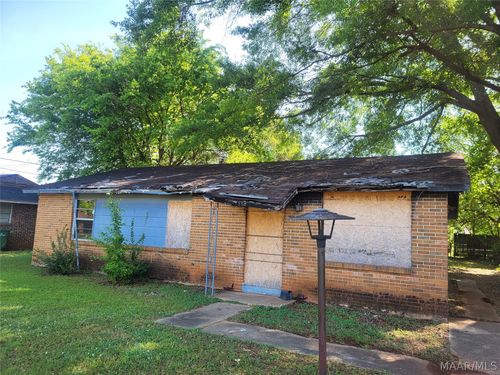 500 Castlebrook Dr, Montgomery, AL, 36110-1618 | Card Image