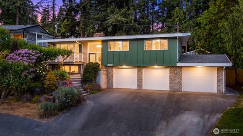18025 70th Pl W, Edmonds, WA, 98026-5608 | Card Image
