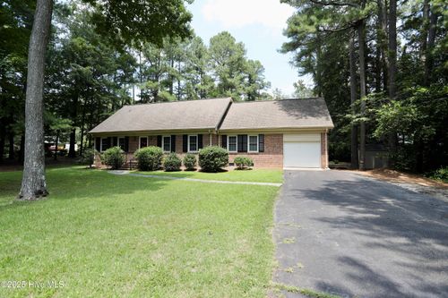 202 Haldane Dr, Southern Pines, NC, 28387-7512 | Card Image