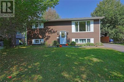 91 Dykeman St, House other with 3 bedrooms, 2 bathrooms and null parking in Fredericton NB | Image 1