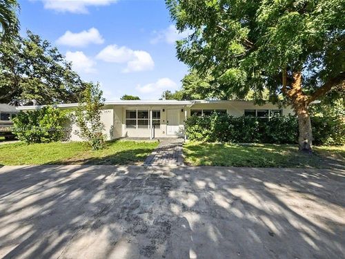 2697 51st Ct, Fort Lauderdale, FL, 33312-7438 | Card Image