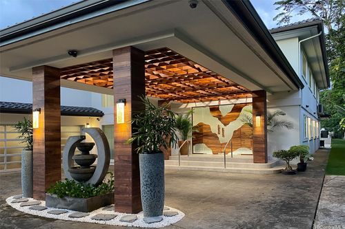 18 Homelani Pl, Honolulu, HI, 96817-1113 | Card Image