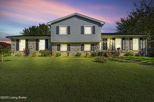 2501 Foxy Poise Rd, Louisville, KY, 40220-1032 | Card Image