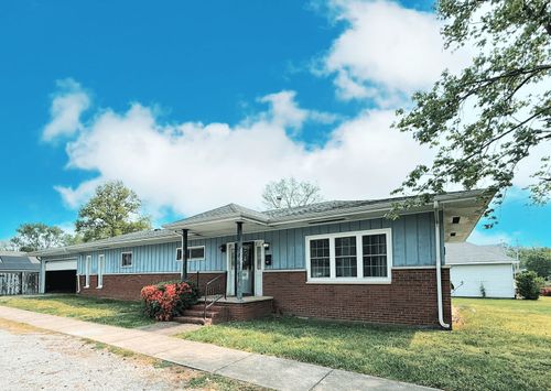 1401 E Saint Louis St, West Frankfort, IL, 62896-1545 | Card Image