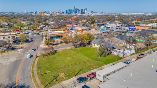 536 W 7th St, Dallas, TX, 75208-4730 | Card Image