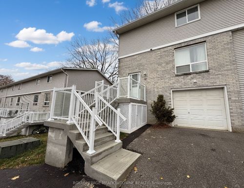 10-648 Doon Village Rd, Kitchener, ON, N2P1A2 | Card Image