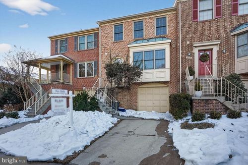 8408 Millwood Dr, SPRINGFIELD, VA, 22152-2835 | Card Image