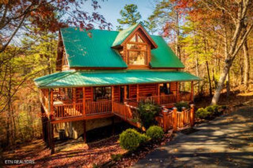 2017 Smoky Cove Rd, Sevierville, TN, 37876-3508 | Card Image