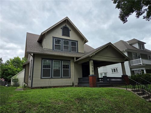 2410 Faraon St, Saint Joseph, MO, 64501-2525 | Card Image