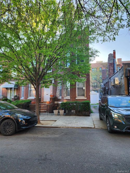 2nd-floor-47-12 39th Place, New York, NY, 11104 | Card Image