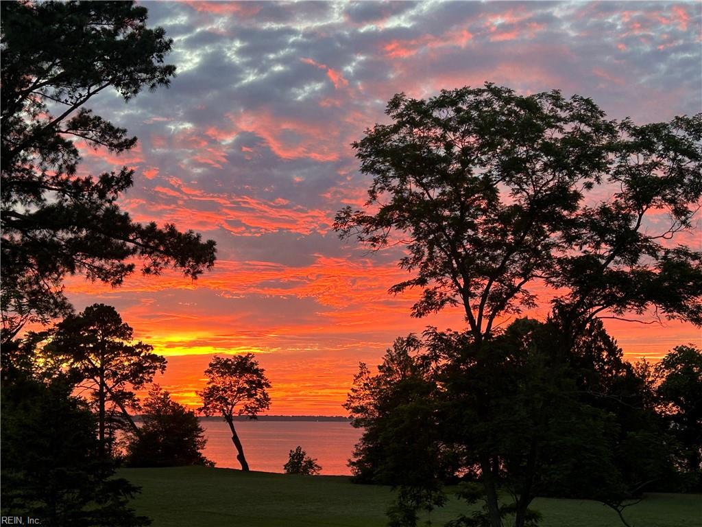Felton Rd, Deltaville, VA 23043