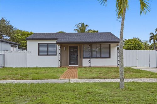 1260 Ne 155th St, North Miami Beach, FL, 33162-5534 | Card Image