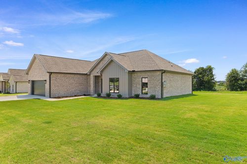 240 Spry Way, Killen, AL, 35645 | Card Image