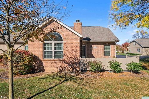 615 Perry Creek Dr, Grand Blanc, MI, 48439-1477 | Card Image