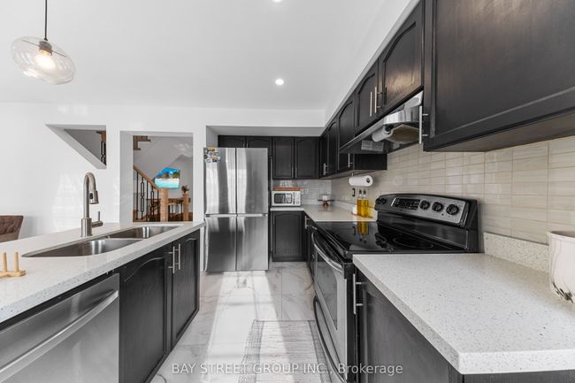 112 Barnham St, House attached with 5 bedrooms, 4 bathrooms and 2 parking in Ajax ON | Image 16