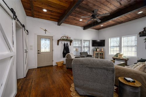 4597 W Line Rd, Whitesboro, TX, 76273-5174 | Card Image