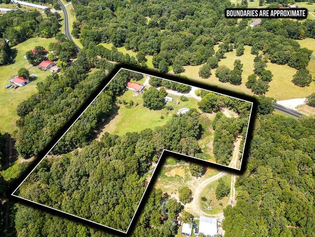 17127 N Highway 94, House other with 2 bedrooms, 2 bathrooms and null parking in Pea Ridge AR | Image 53