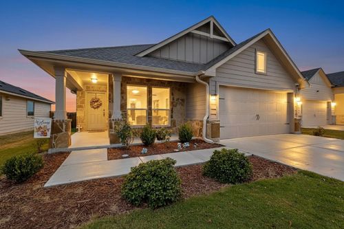 201 Nathaniel Dr, Taylor, TX, 76574-4538 | Card Image