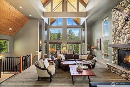 220 Kearny Drive, Snoqualmie Pass, WA, 98068 | Card Image