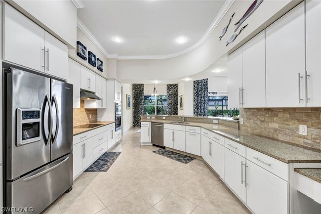 9314 Quarry Dr, House other with 3 bedrooms, 2 bathrooms and null parking in NAPLES FL | Image 11