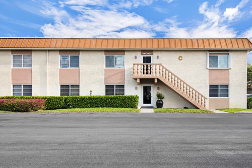 212c-9 Ne 19th Ct, Wilton Manors, FL, 33305-1094 | Card Image