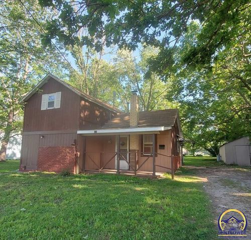 613 Lincoln St, Osage City, KS, 66523-1537 | Card Image