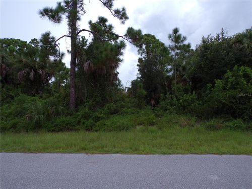 424 Mcdill Dr, Port Charlotte, FL, 33953 | Card Image
