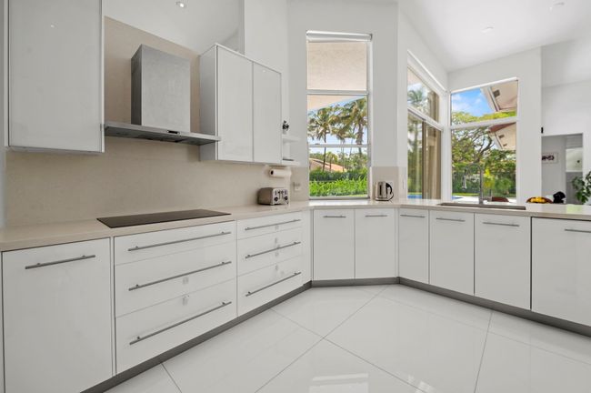 2904 Oakbrook Dr, House other with 5 bedrooms, 4 bathrooms and null parking in Weston FL | Image 10