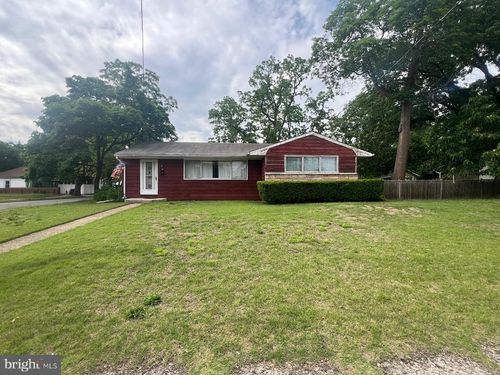 39 Lejune Road, Cinnaminson, NJ, 08077 | Card Image