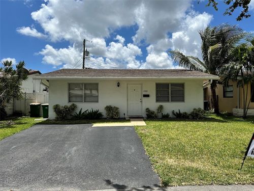 2302 Nw 55th St, Tamarac, FL, 33309-2620 | Card Image