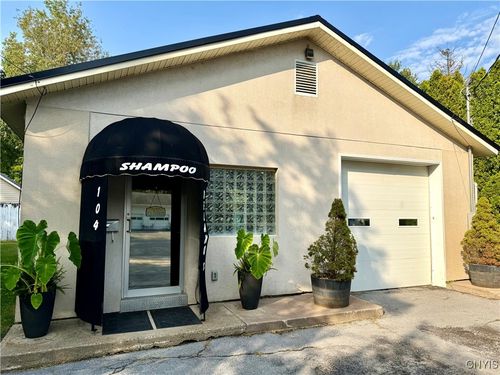 104 Delano St, Pulaski, NY, 13142-4201 | Card Image