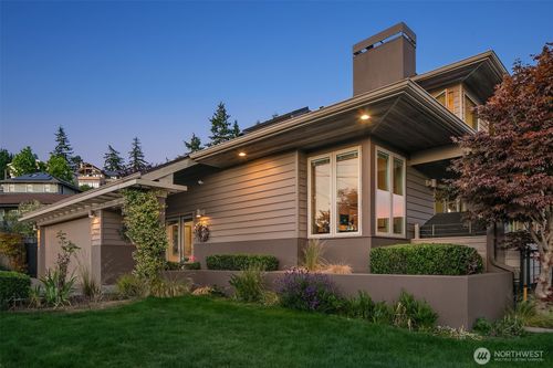 2337 Nw 194th Pl, Shoreline, WA, 98177-2925 | Card Image