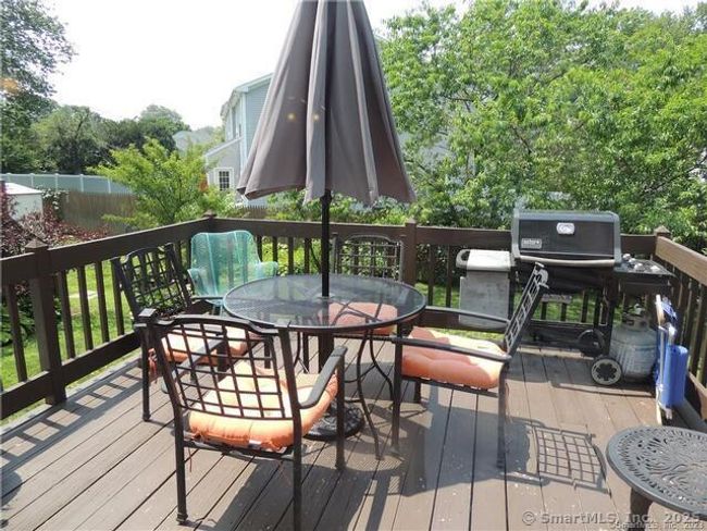 211 Hunyadi Ave, Home with 3 bedrooms, 2 bathrooms and null parking in Fairfield CT | Image 15
