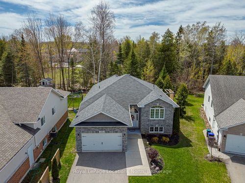 155 Lily Dr, Wasaga Beach, ON, L9Z2Z3 | Card Image