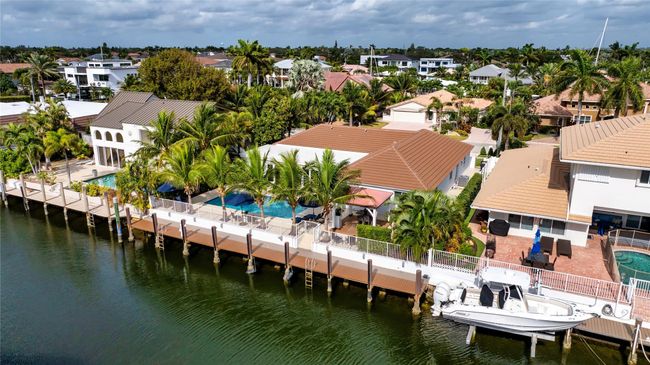 2710 Ne 47 Th St, House other with 3 bedrooms, 2 bathrooms and null parking in Lighthouse Point FL | Image 42
