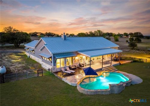 345 Laguna Rd, Bandera, TX, 78003-6202 | Card Image