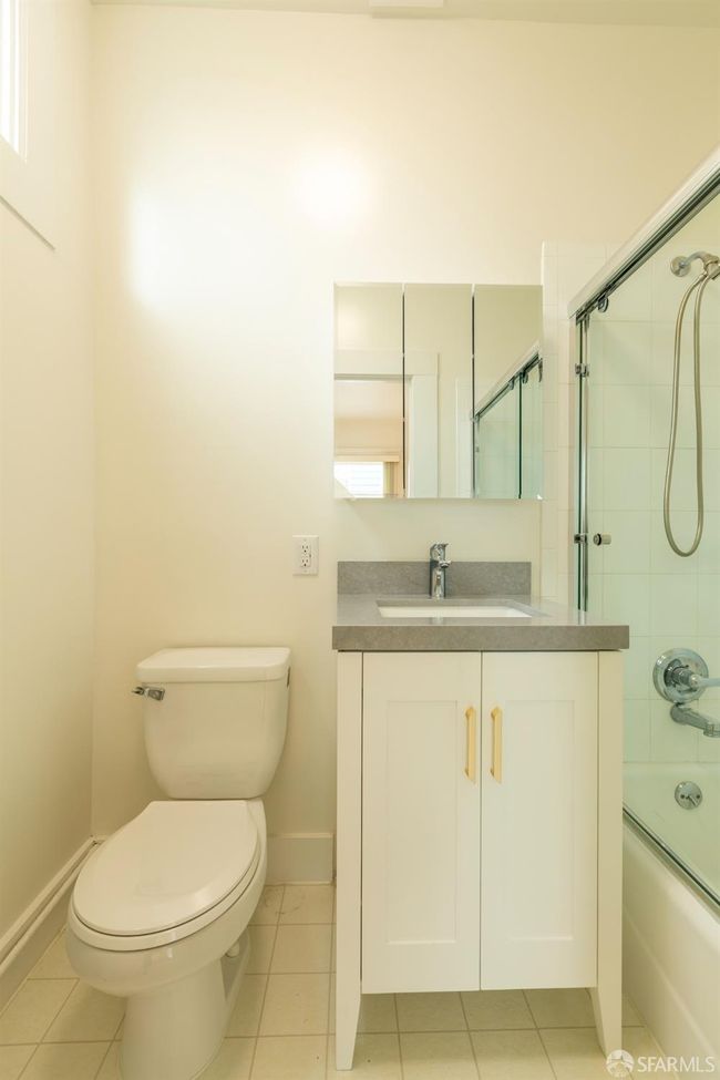 1301 4 Th Ave, Condo with 2 bedrooms, 2 bathrooms and 1 parking in San Francisco CA | Image 11