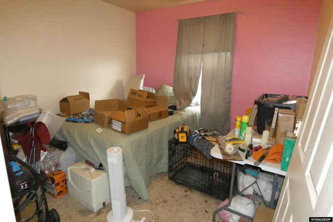 301 N Platte River Dr, House other with 3 bedrooms, 1 bathrooms and null parking in Guernsey WY | Image 11