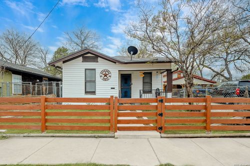 1650 Laurel, San Antonio, TX, 78201-6200 | Card Image