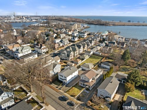 316-318-316 Grovers Ave, Bridgeport, CT, 06605-3433 | Card Image