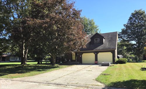 1205 N Oak St, Elwood, IN, 46036-1179 | Card Image