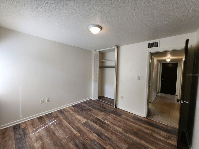 APT-5 - 300 Nw 20 Th Ave, Condo with 2 bedrooms, 1 bathrooms and null parking in GAINESVILLE FL | Image 19