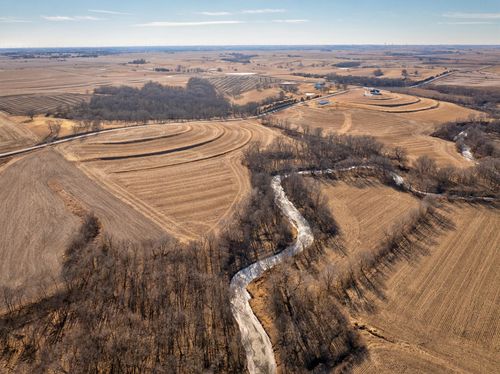 000 170th St, Earlham, IA, 50072 | Card Image