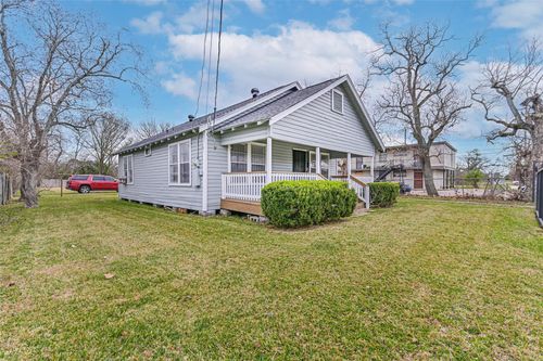 3822 Wipprecht St, Houston, TX, 77026-3930 | Card Image