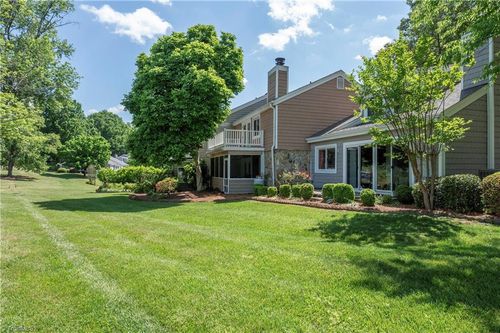 119 Golfview Dr, Advance, NC, 27006-9558 | Card Image