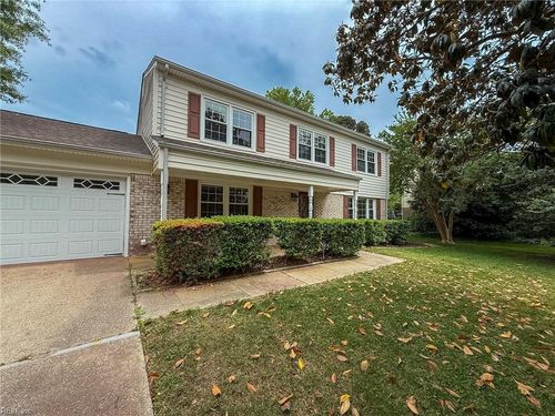 912 Marshall Cir, Virginia Beach, VA, 23454-2810 | Card Image
