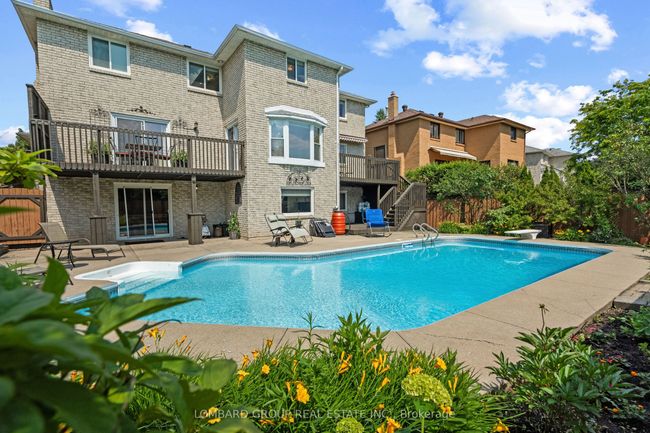 10 Whitmore Crt, House other with 6 bedrooms, 5 bathrooms and 5 parking in Brampton ON | Image 48