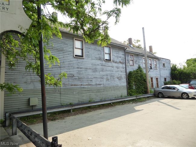 west side of building | Image 15