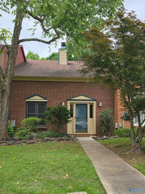 252 W Lake Cir, Madison, AL, 35758-7920 | Card Image